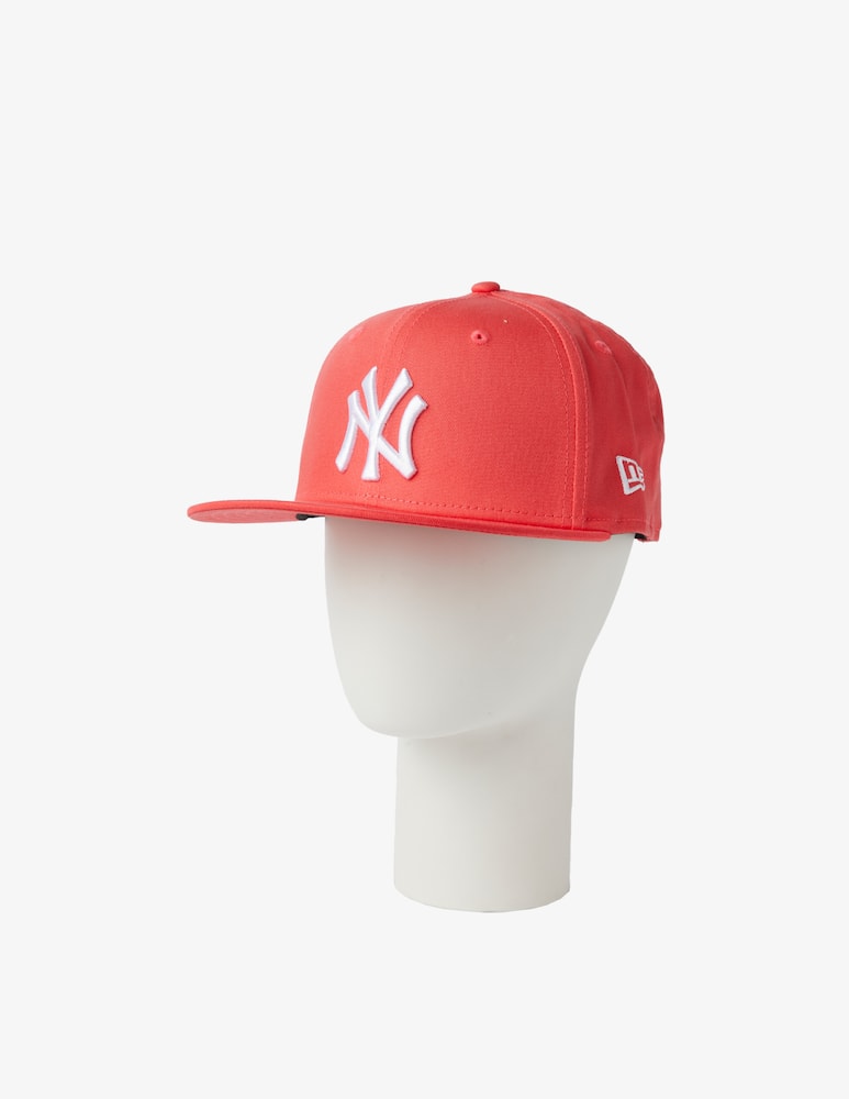 New Era Cappello league essential 9fifty new york yankees - immagine 1 New Era Cappello league essential 9fifty new york yankees - immagine 1