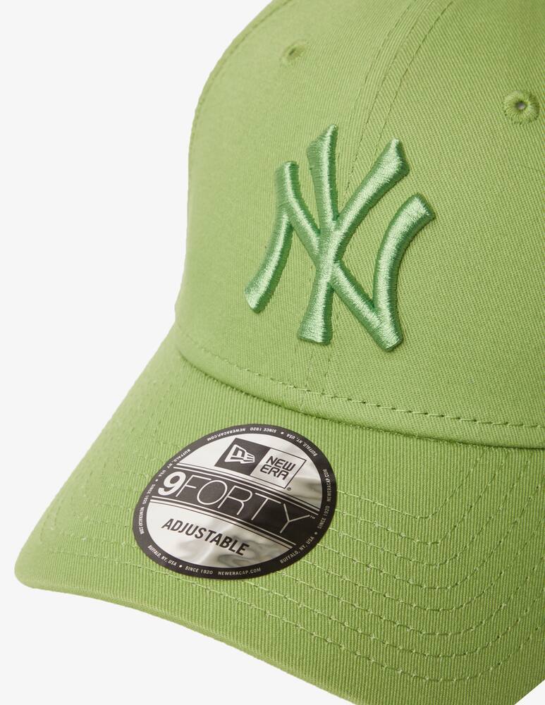 New Era League essential 9forty new york yankees hat - picture 4 New Era League essential 9forty new york yankees hat - picture 4