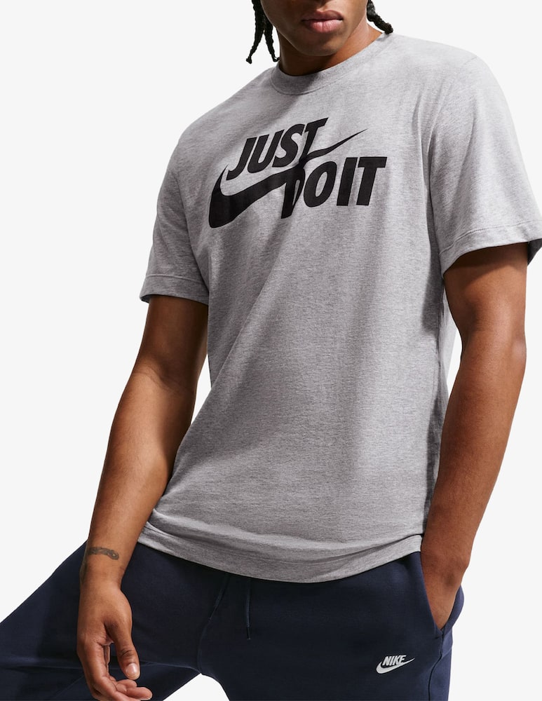 Nike Jogger trousers - picture 3 Nike Jogger trousers - picture 3