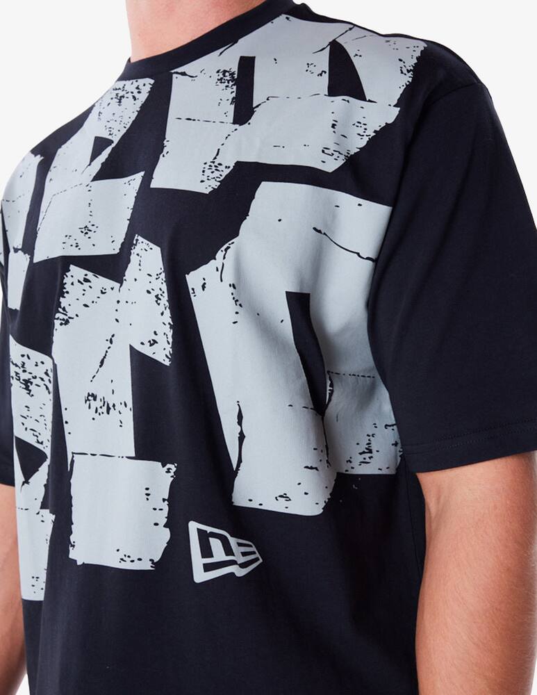 rinascente New Era Maglietta font graphic