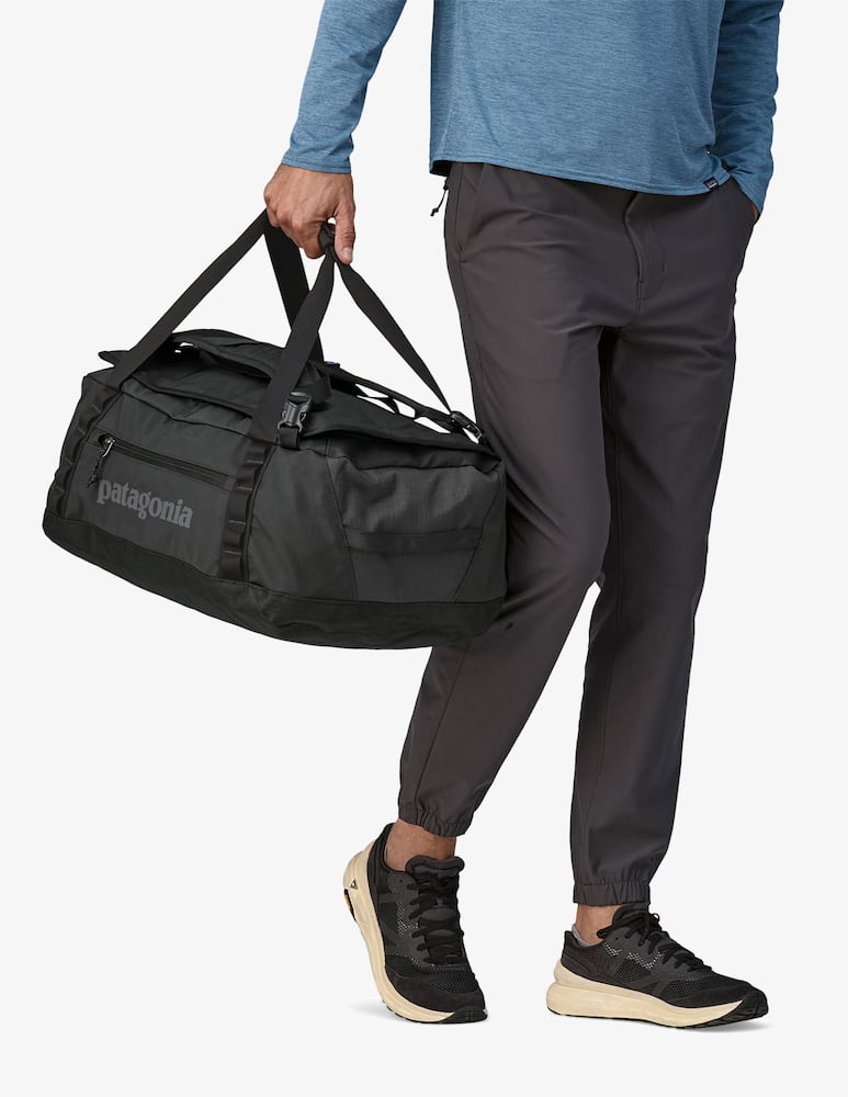 Patagonia Black Hole Duffel 40L - picture 2 Patagonia Black Hole Duffel 40L - picture 2