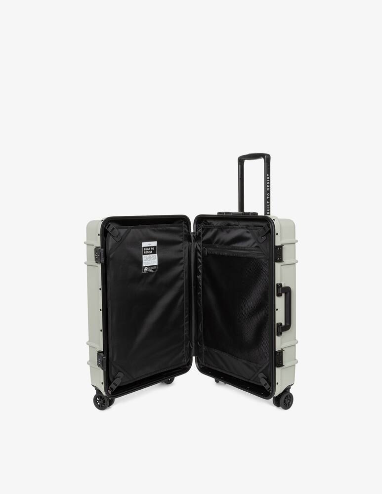 rinascente Eastpak Resist'R Case M