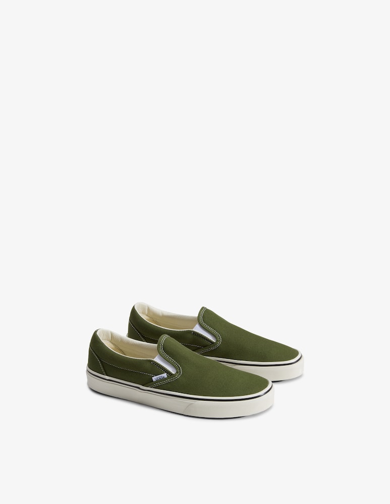 Vans Slip-on sneakers - picture 2 Vans Slip-on sneakers - picture 2