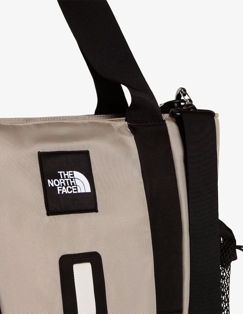The North Face Tote Bag Hot Shot Borsa - immagine 5 The North Face Tote Bag Hot Shot Borsa - immagine 5