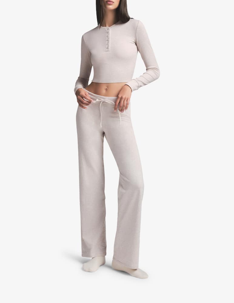 SKIMS Crop long sleeve Henley - picture 2 SKIMS Crop long sleeve Henley - picture 2