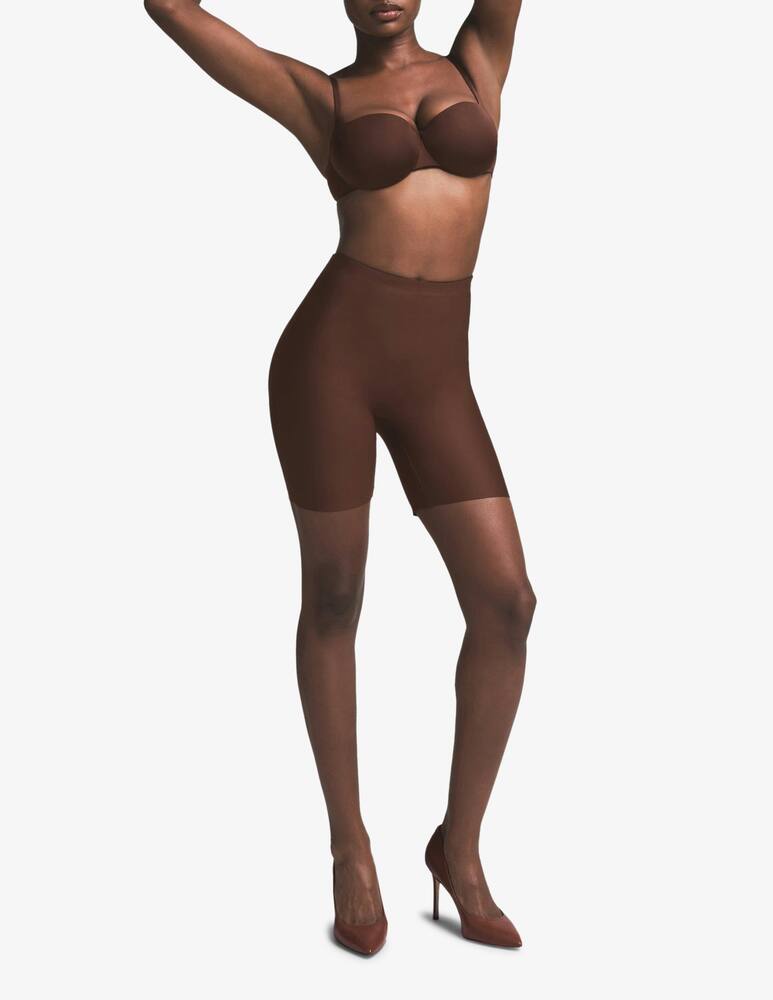 rinascente SKIMS Seamless enhancing short