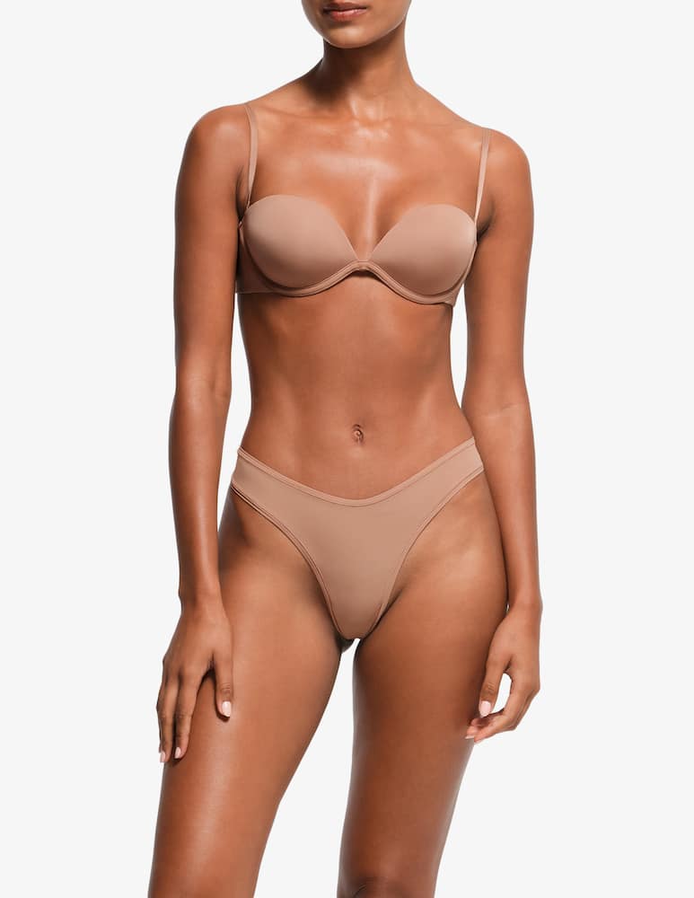 SKIMS Underwire bra with removable straps - picture 2 SKIMS Underwire bra with removable straps - picture 2