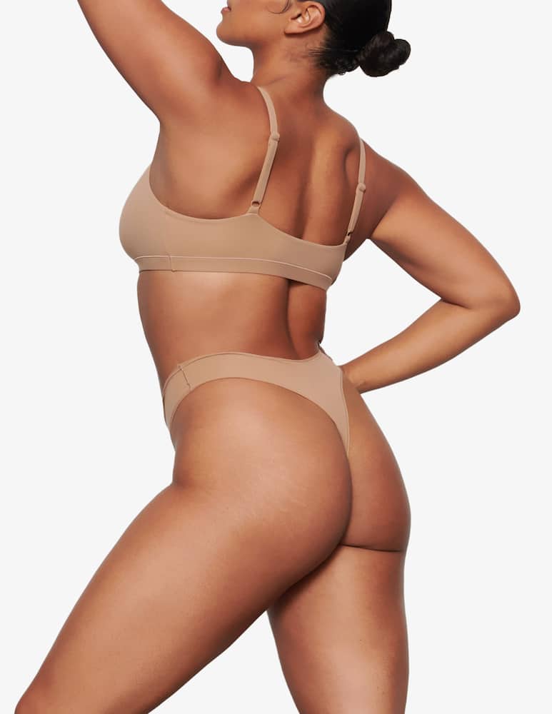 SKIMS Thong - picture 4 SKIMS Thong - picture 4