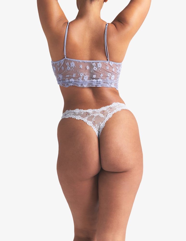 SKIMS Lace detail thong - picture 3 SKIMS Lace detail thong - picture 3