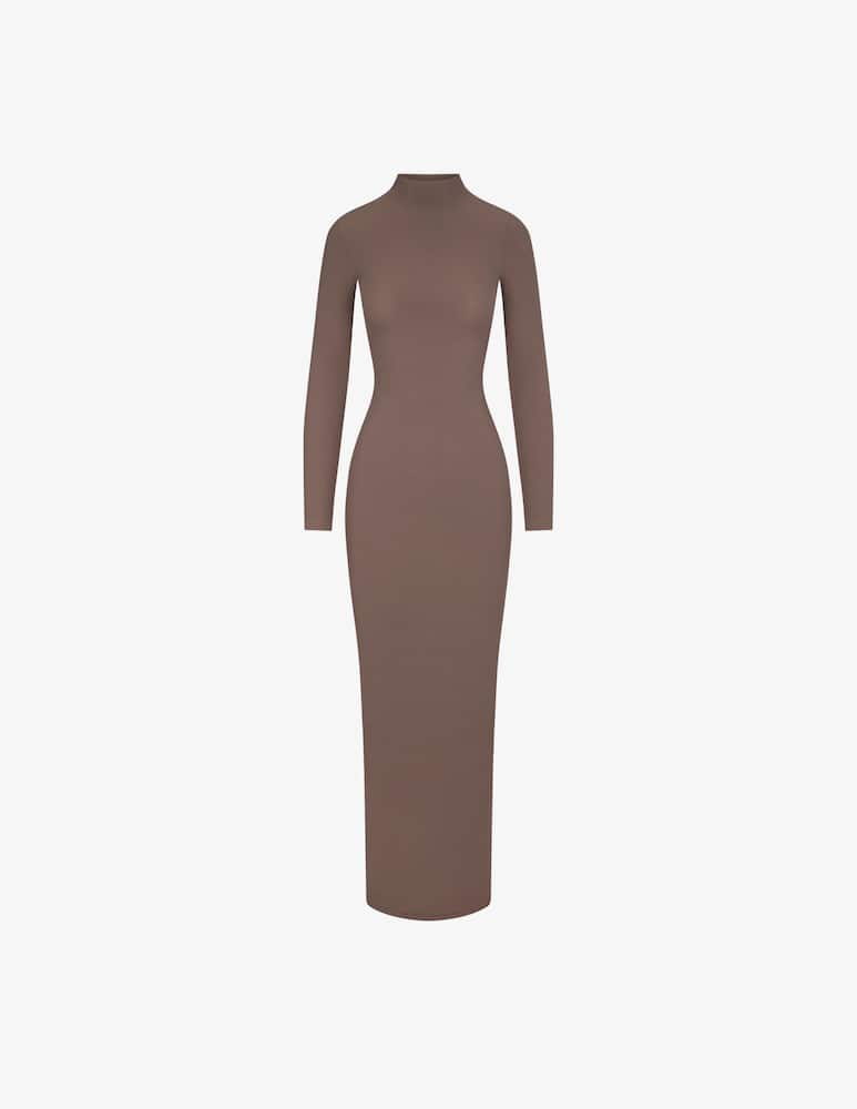 SKIMS Turtleneck mock neck long sleeve dress - picture 4 SKIMS Turtleneck mock neck long sleeve dress - picture 4
