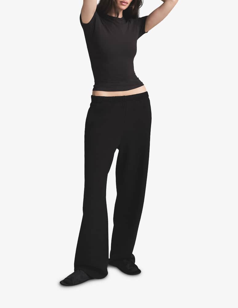 SKIMS Classic straight-leg trousers - picture 2 SKIMS Classic straight-leg trousers - picture 2