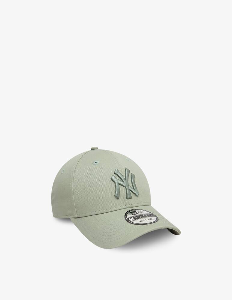 New Era League essential cap - picture 1 New Era League essential cap - picture 1