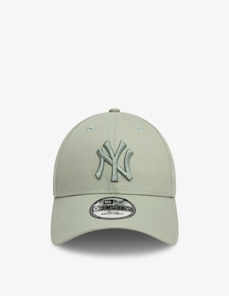 New Era League essential cap - picture 2 New Era League essential cap - picture 2