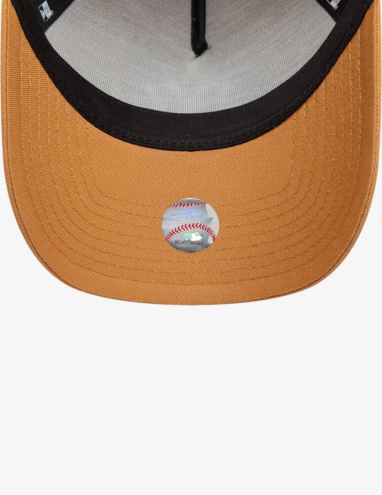 rinascente New Era League essential trucker cap