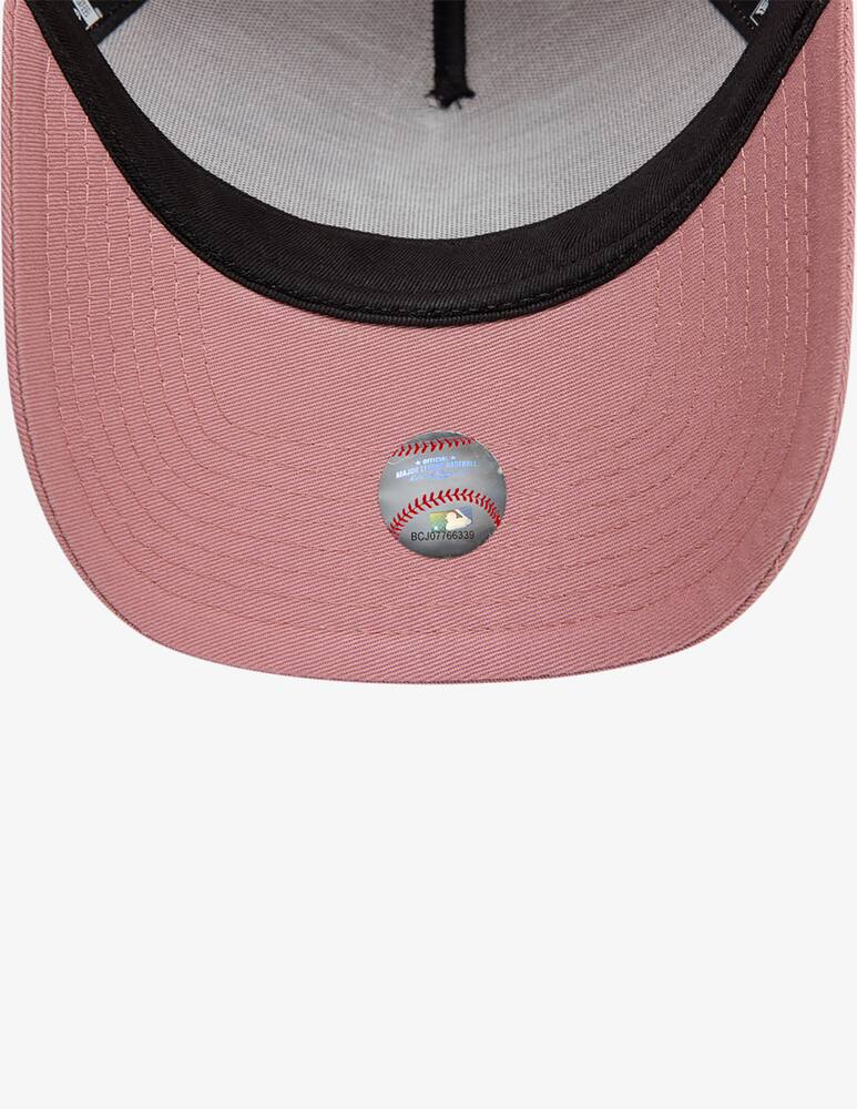rinascente New Era League essential trucker cap
