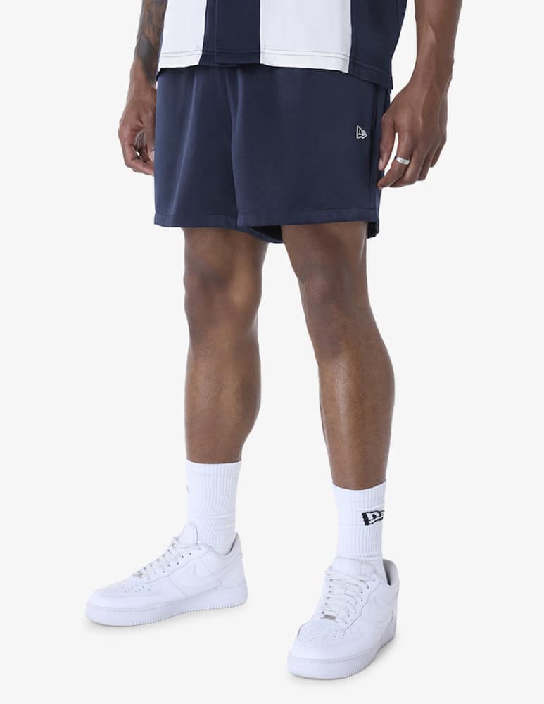 New Era Bermuda shorts - picture 1 New Era Bermuda shorts - picture 1
