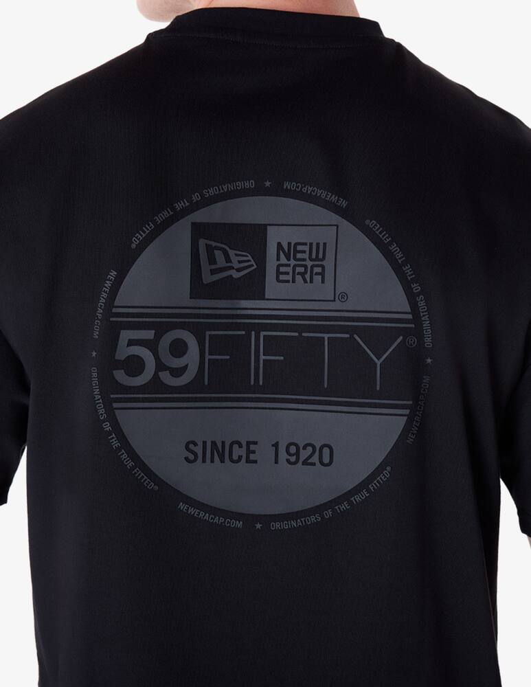 rinascente New Era T-shirt sticker