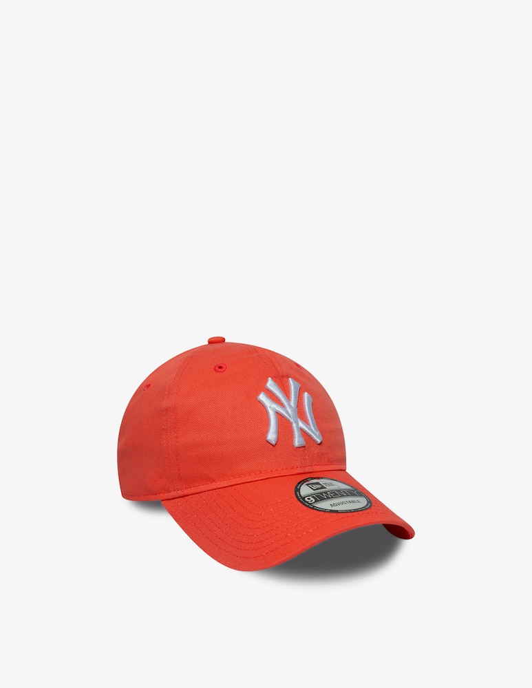 rinascente New Era League essential cap ny