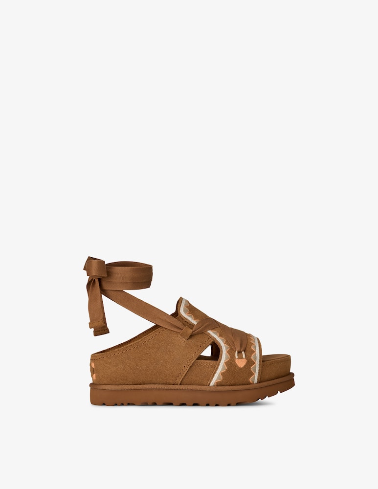 UGG Goldenstar Hi Artistitch sandals - picture 1 UGG Goldenstar Hi Artistitch sandals - picture 1