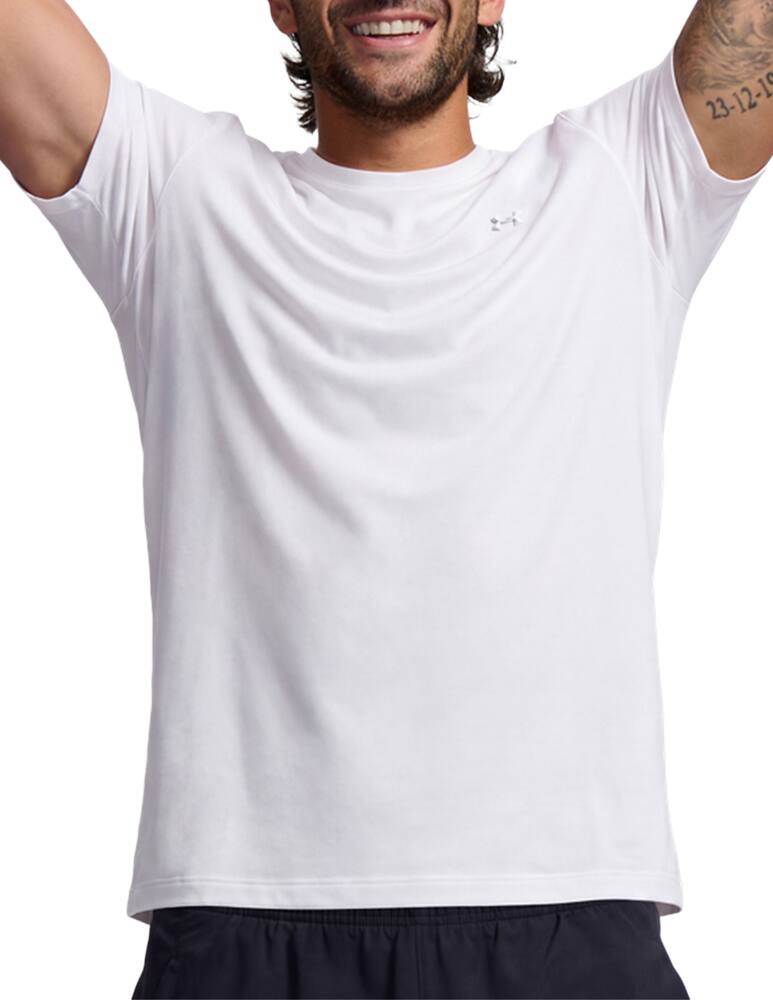 Under Armour T-shirt - picture 1 Under Armour T-shirt - picture 1