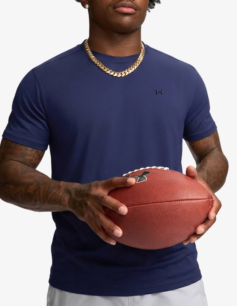 Under Armour t-shirt - picture 1 Under Armour t-shirt - picture 1