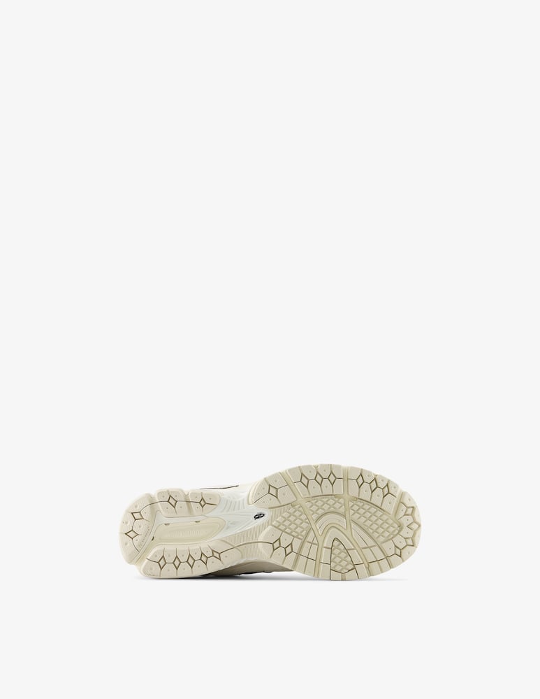 New Balance Sneakers in suede U2002 - immagine 5 New Balance Sneakers in suede U2002 - immagine 5