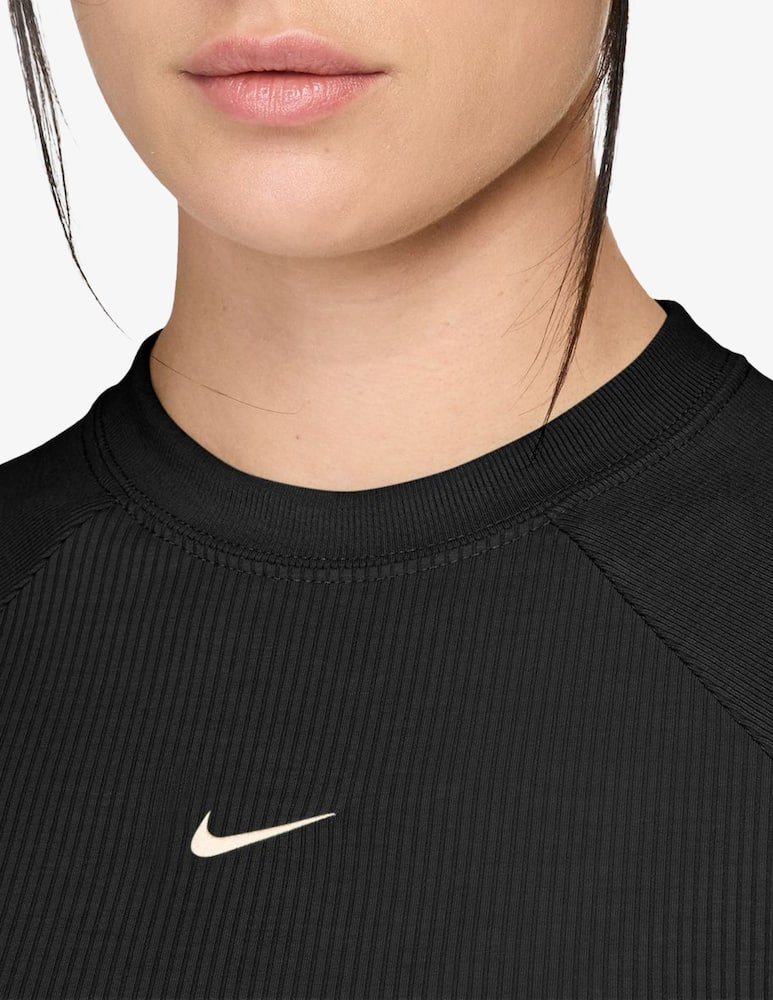 rinascente Nike Chill knit rib t-shirt
