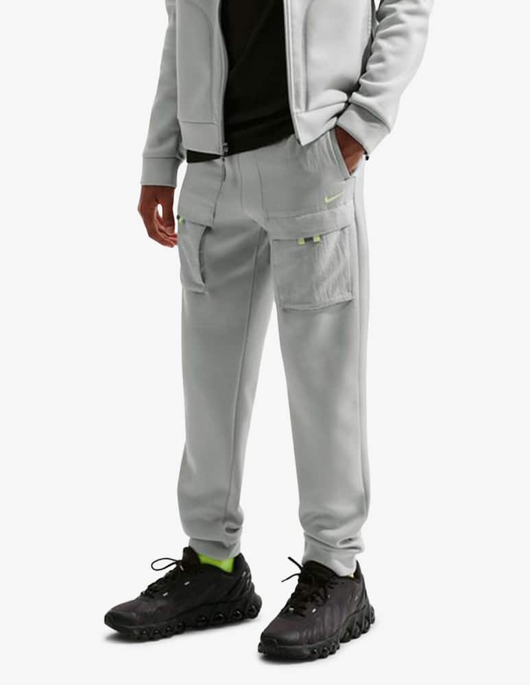 Nike Utility cargo joggers - picture 1 Nike Utility cargo joggers - picture 1