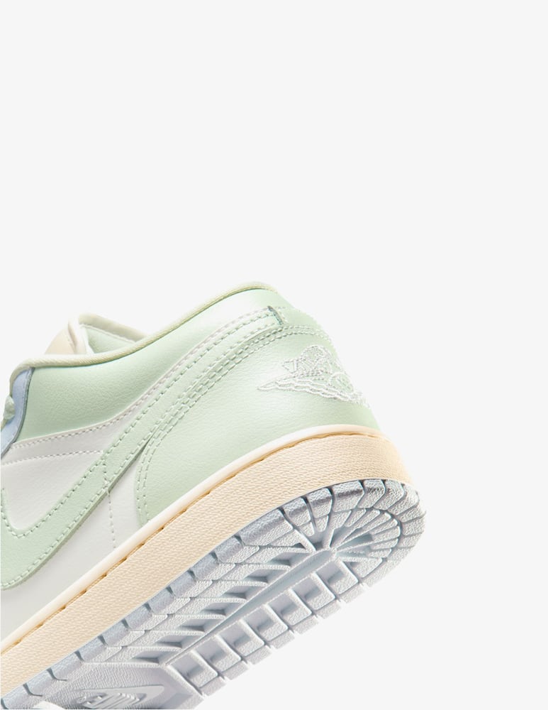 Nike Jordan Air Jordan 1 low sneaker - picture 3 Nike Jordan Air Jordan 1 low sneaker - picture 3