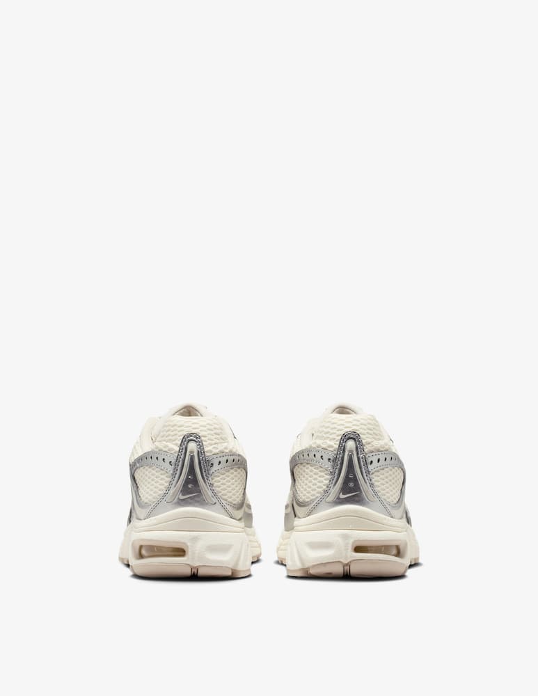 Nike Air Max Moto 2K sneakers - picture 3