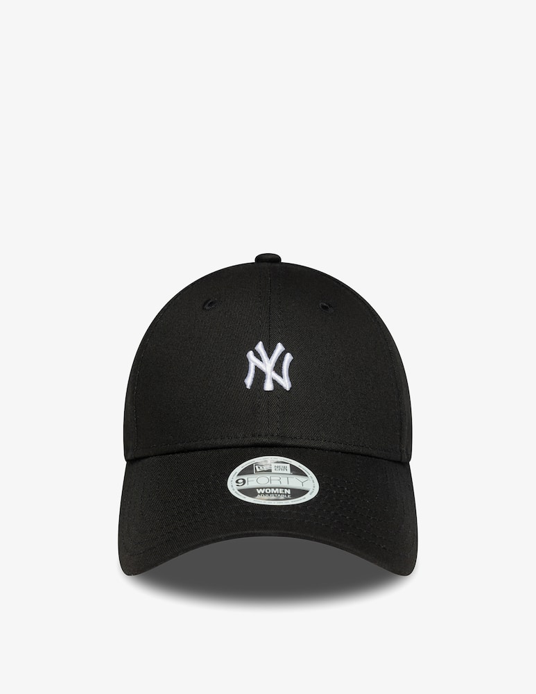 New Era New York Yankees logo cap - picture 2 New Era New York Yankees logo cap - picture 2