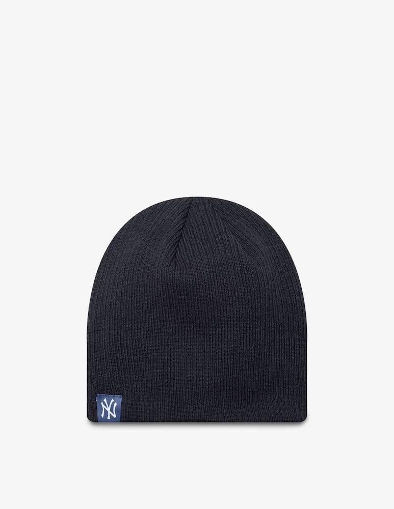 rinascente New Era Essential skully knit cap