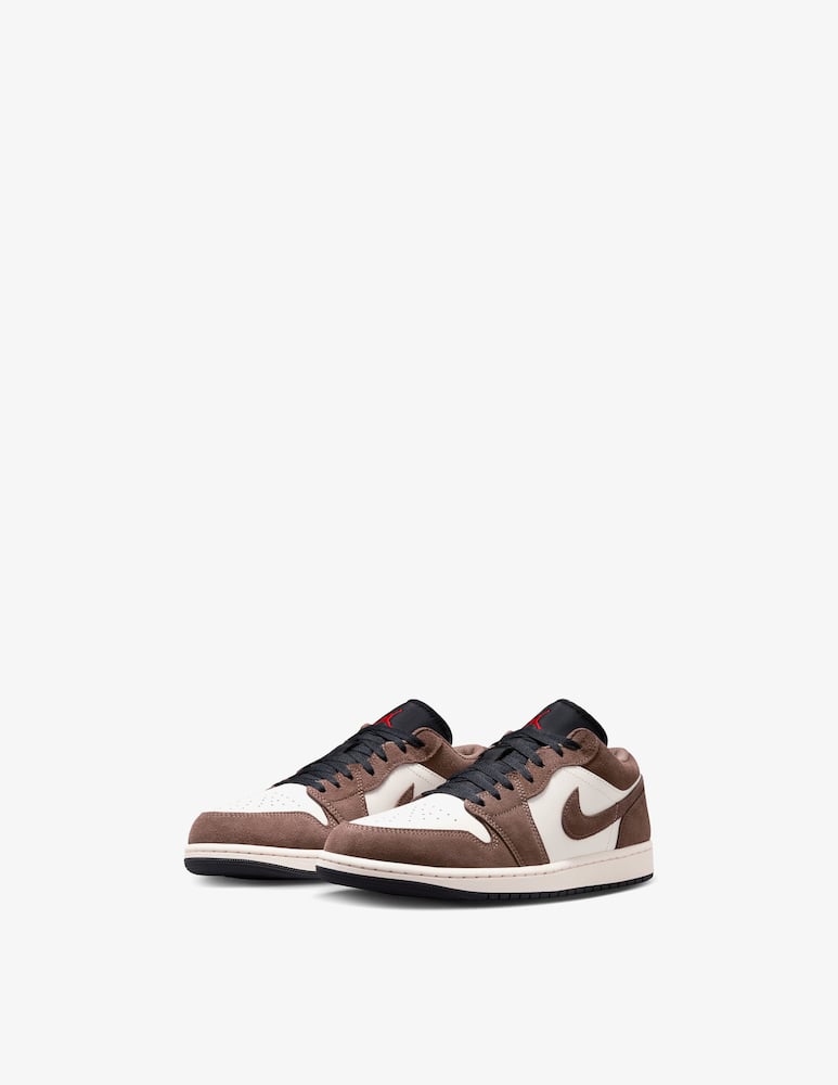 Nike Jordan Air Jordan 1 Low sneakers - picture 2 Nike Jordan Air Jordan 1 Low sneakers - picture 2