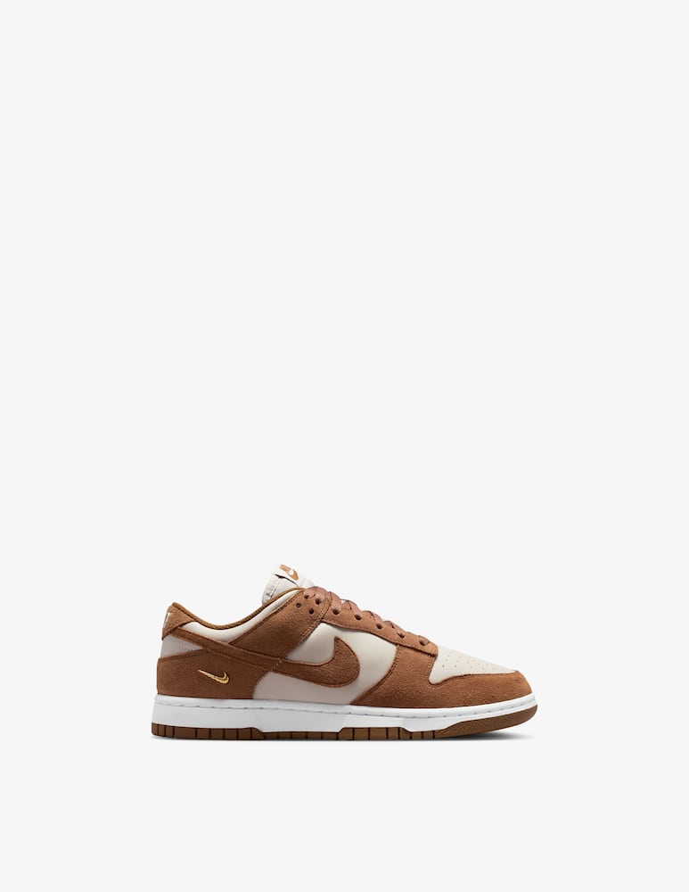 Nike Dunk Low sneakers - picture 1 Nike Dunk Low sneakers - picture 1