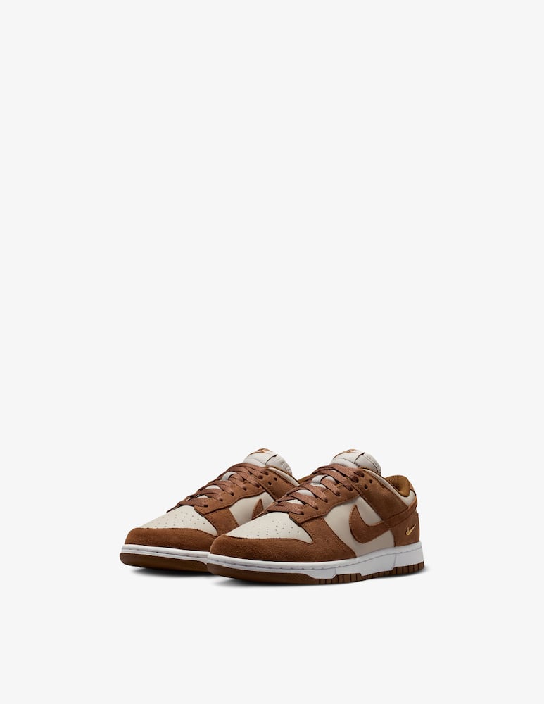 Nike Dunk Low sneakers - picture 2 Nike Dunk Low sneakers - picture 2