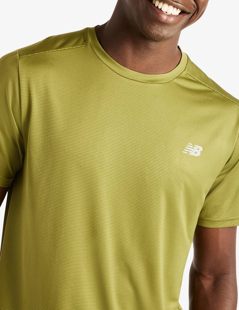 New Balance Sport Essential t-shirt - picture 3 New Balance Sport Essential t-shirt - picture 3