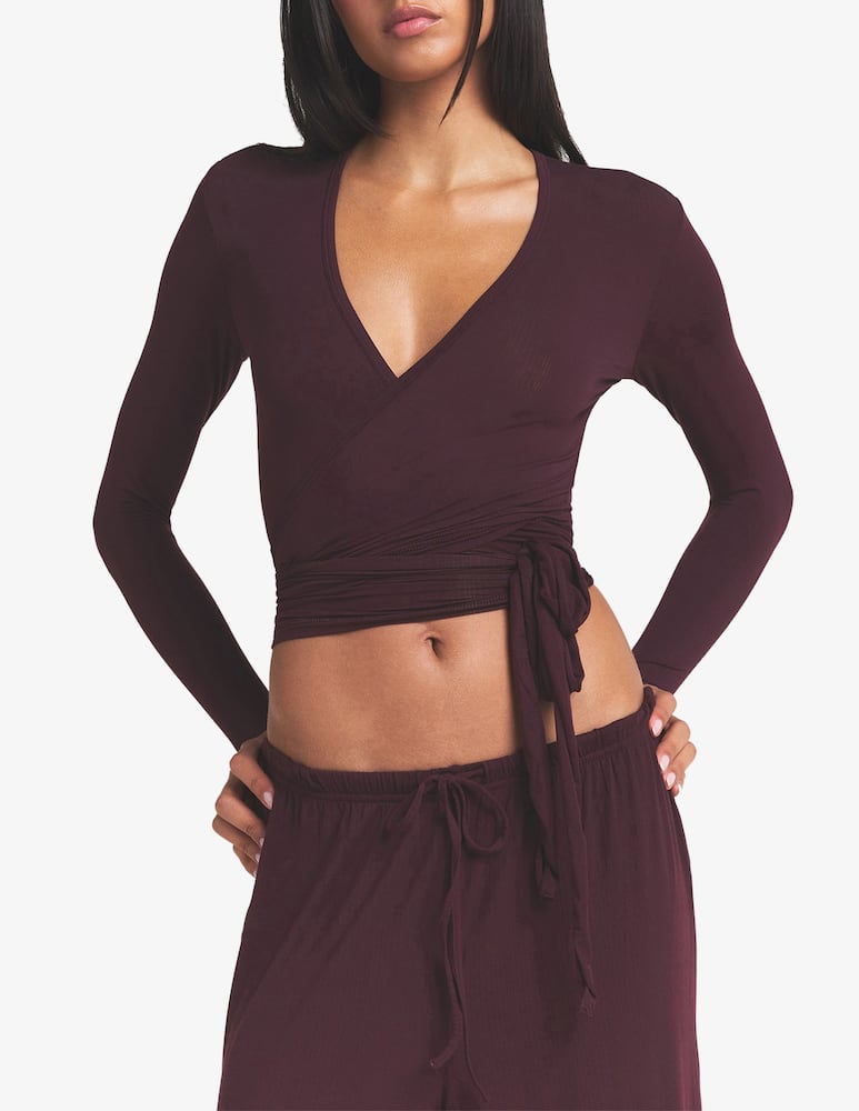 SKIMS Wrap top - picture 3 SKIMS Wrap top - picture 3