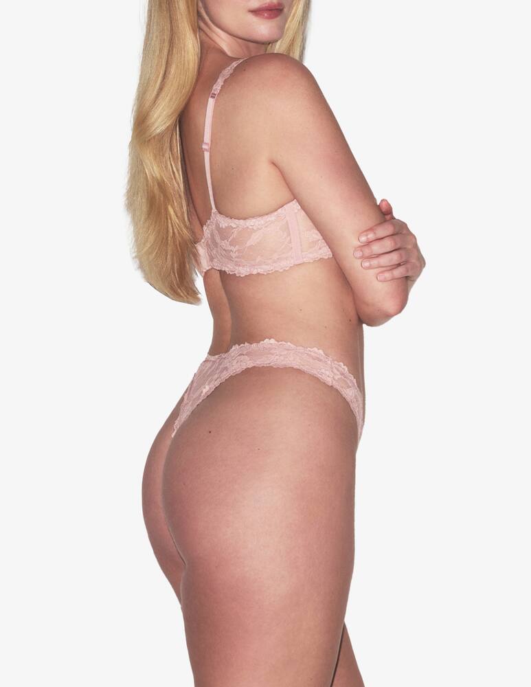 rinascente SKIMS Lace dipped thong
