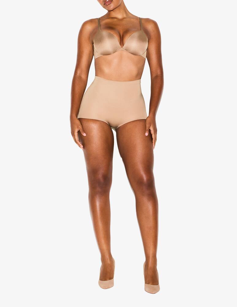 rinascente SKIMS Contour enhancing brief