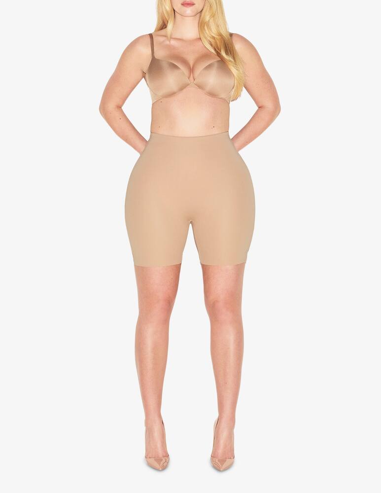 rinascente SKIMS Hip shaping mid thigh short