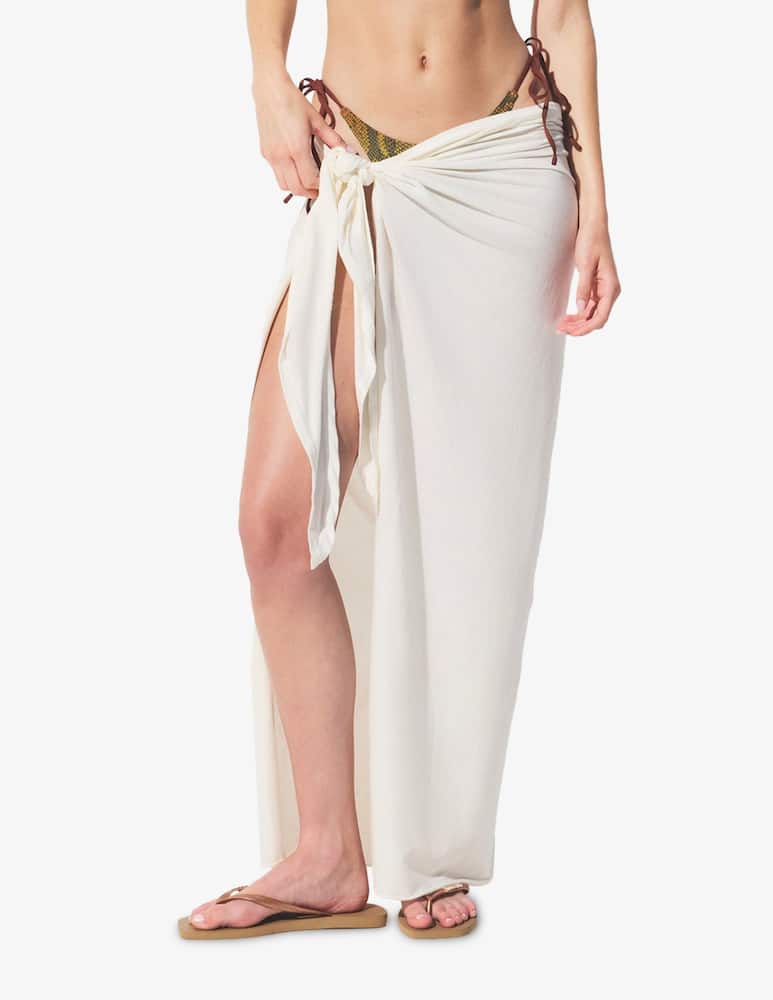 SKIMS Sarong annodato fuori acqua - immagine 1 SKIMS Sarong annodato fuori acqua - immagine 1