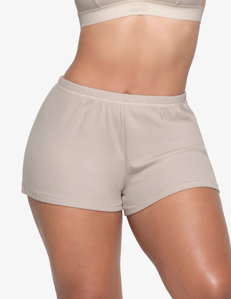 SKIMS Loose shorts - picture 1 SKIMS Loose shorts - picture 1
