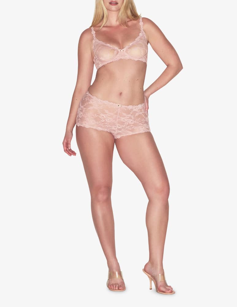 SKIMS Boyshort in pizzo - immagine 4 SKIMS Boyshort in pizzo - immagine 4
