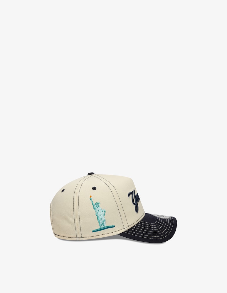 rinascente New Era Cappellino con ricamo Yankees