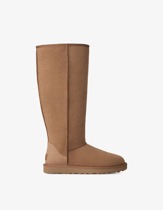 UGG - Stivale ultra tall Classic - €359,95