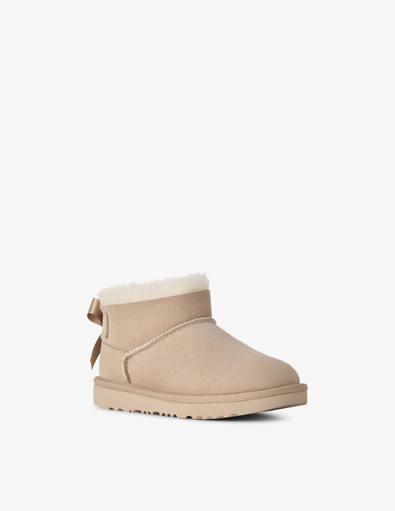 UGG Stivaletto ultramini Bailey Bow - immagine 2 UGG Stivaletto ultramini Bailey Bow - immagine 2
