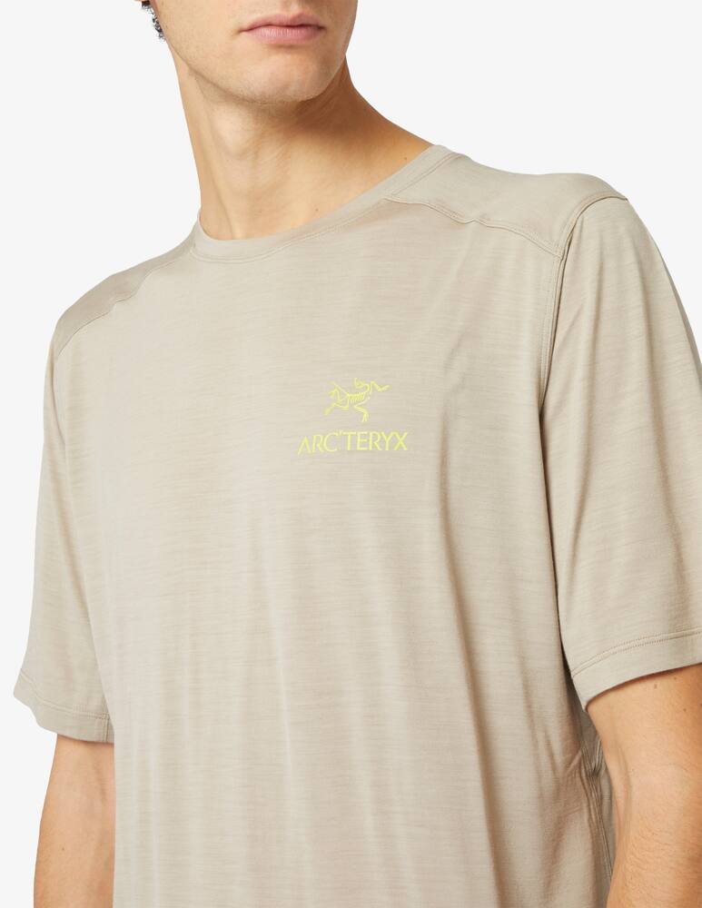 Arc'teryx Maglietta ionia merino logo petto - immagine 4 Arc'teryx Maglietta ionia merino logo petto - immagine 4