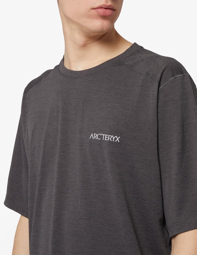Arc'teryx Maglietta cormac logo back - immagine 4 Arc'teryx Maglietta cormac logo back - immagine 4