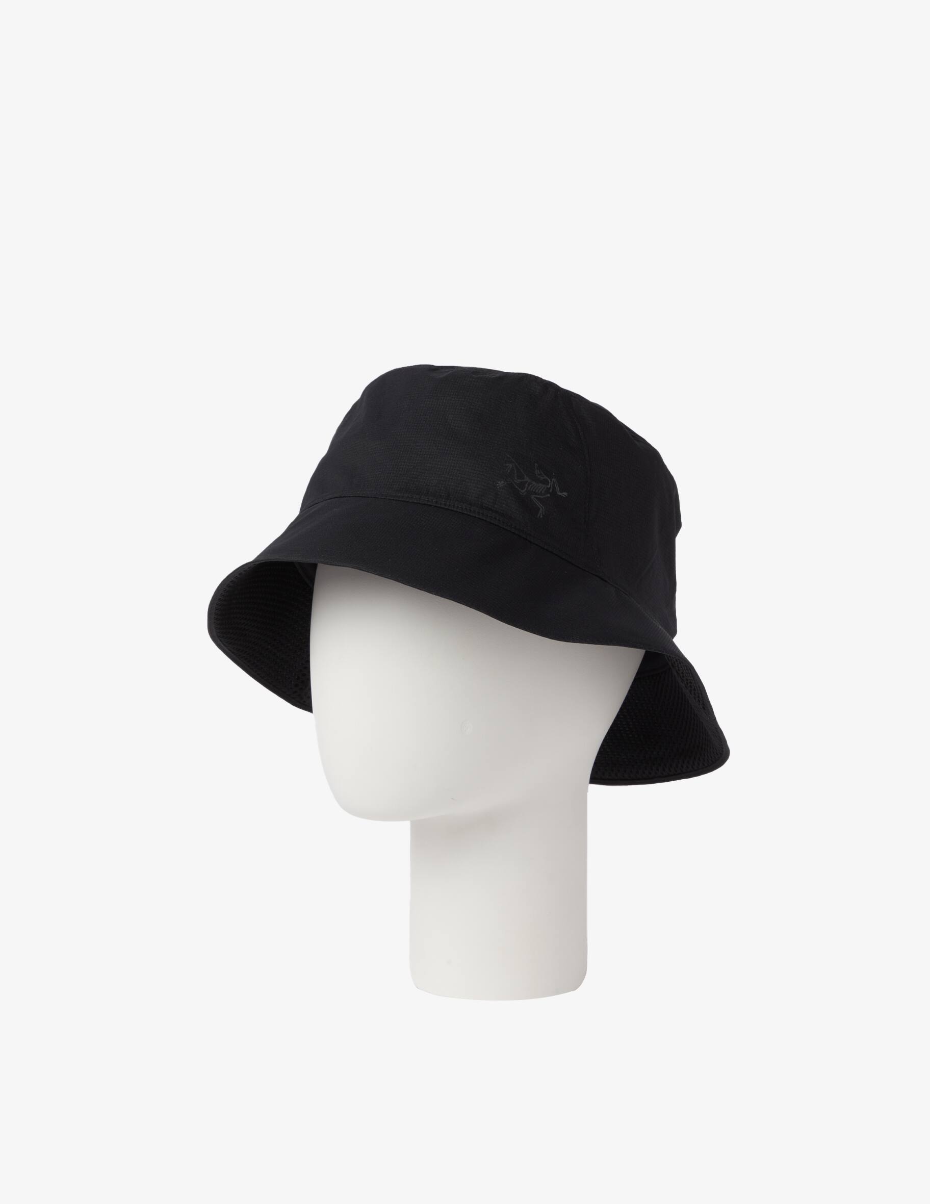Shop Arc'teryx Bucket hat aerios on Rinascente