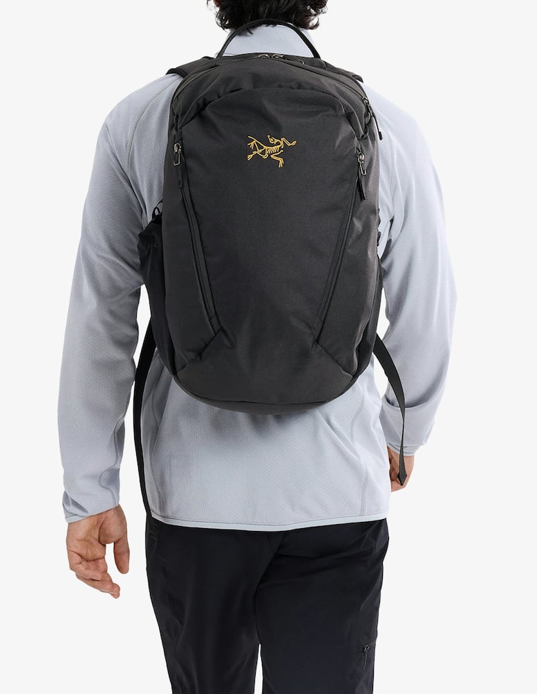 rinascente Arc'teryx Mantis 26 backpack